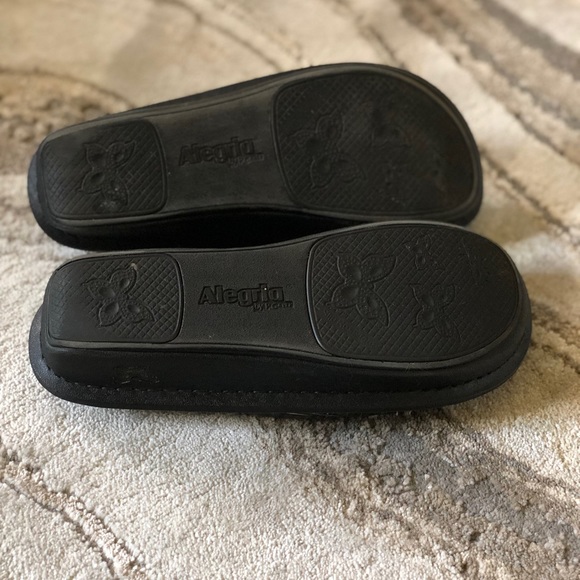 Alegría Clog Shoes - Picture 8 of 9